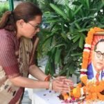 कैबिनेट मंत्री रेखा आर्या ने डॉ. भीमराव आंबेडकर को दी श्रद्धांजलि