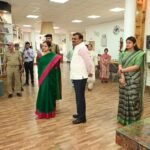 मुख्य सचिव आनन्द बर्द्धन ने विद्यालय, आंगनबाड़ी केन्द्र, पुस्तकालय एवं खेल सुविधाओं का किया निरीक्षण